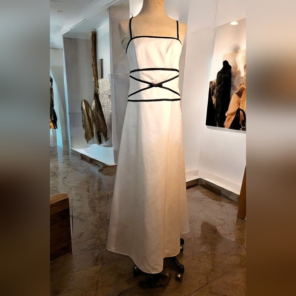 Source Unknown White and Black Maxi Dress - Picture 4 of 6